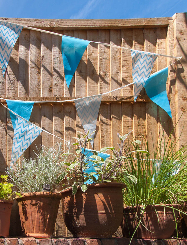 Blue Zig Zag 10m Triangle Bunting
